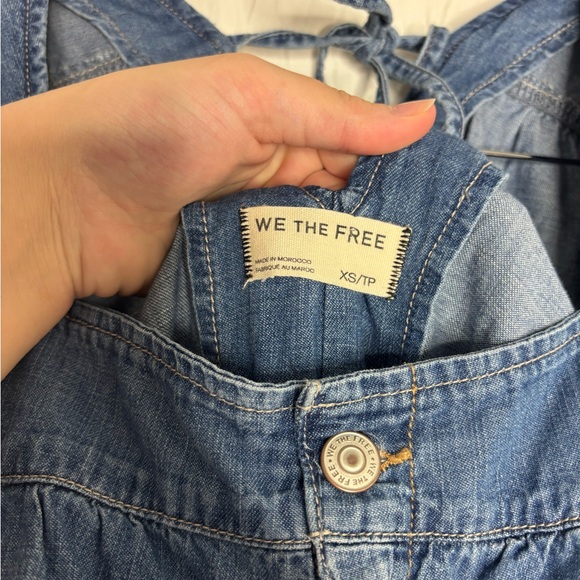 Free People Clara Long Sleeve Denim Jumpsuit Size XS Wide Leg - Picture 10 of 10